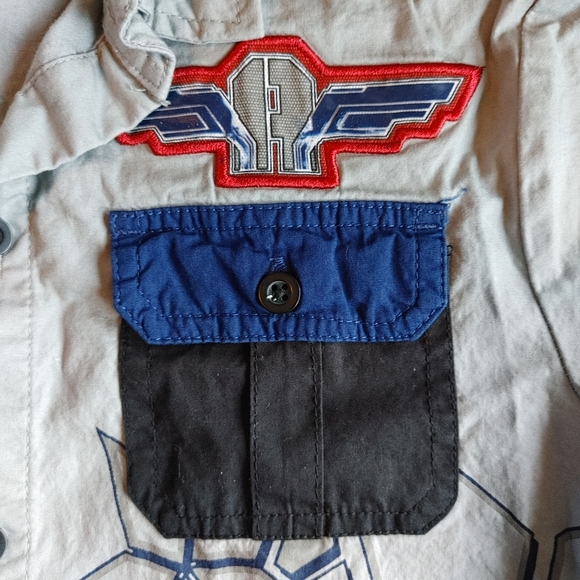 Captain America Button Down Short Sleeve Shirt Size 5/6 Boys - Picture 4 of 8